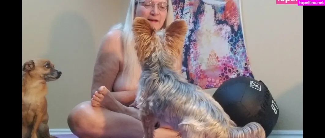 Nakedyoganakedyoga OnlyFans Thumbnail #rY38eP5GT8