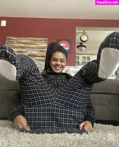 Nakedzena OnlyFans Thumbnail #5BAH4VVhaj