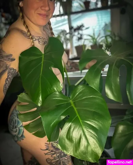 Nakieplantladyfree OnlyFans Thumbnail #1yX3Ens8YO