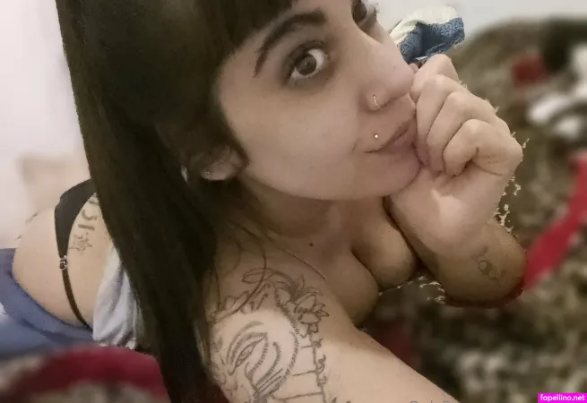 Nameli90 OnlyFans Thumbnail #k0lrQHv0T1