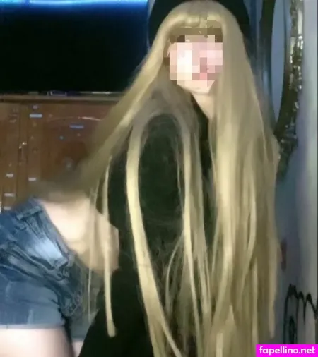 Nameluaa OnlyFans Thumbnail #5iNg2dk4Op