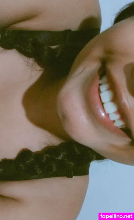 Namisafadinha OnlyFans Thumbnail #MXMs8kzT0w