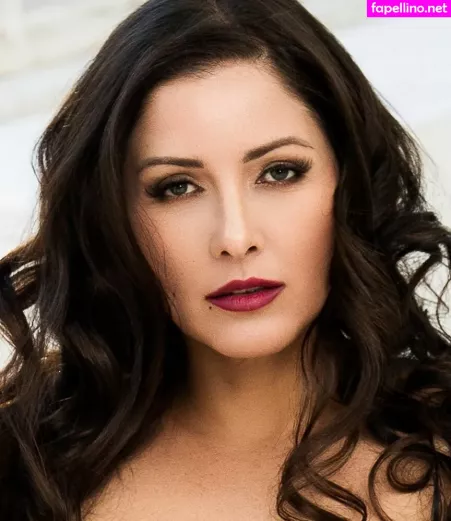 Nana Goueva 1 OnlyFans Thumbnail #GY6L6Ur6KH