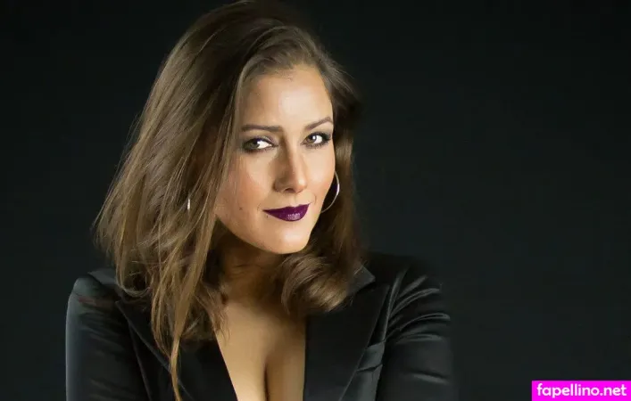 Nana Goueva 1 OnlyFans Thumbnail #yXPbcFsLoB