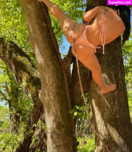 Nana May OnlyFans Thumbnail #9SbU4cgVAw