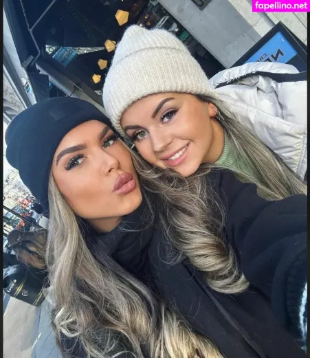 Nana Van Veghel OnlyFans Thumbnail #2EG8T5TyRG