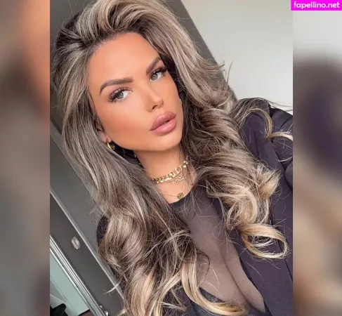 Nana Van Veghel OnlyFans Thumbnail #Vv25zjfXbv