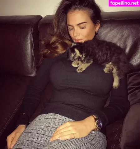 Nana Van Veghel OnlyFans Thumbnail #ZBjXZtq2ck