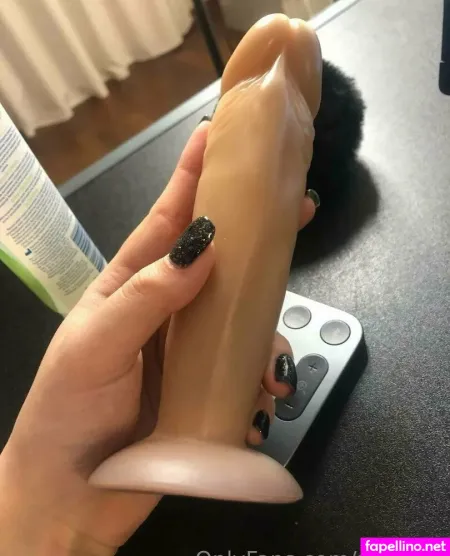 Nanaice OnlyFans Thumbnail #4thowR9W0D