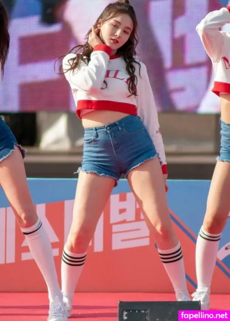 Nancy Momoland OnlyFans Thumbnail #6NO3VtpYhO