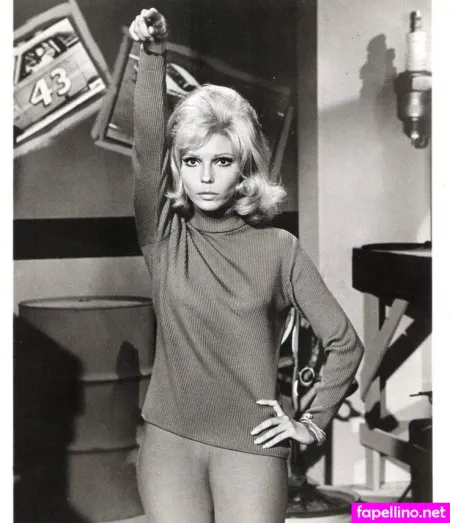 Nancy Sinatra OnlyFans Thumbnail #5Y0zGqqBmC