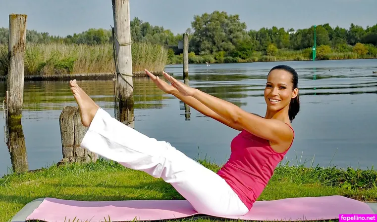 Nandini Mitra OnlyFans Thumbnail #PAE7zgUPSE