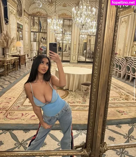 Naomi De Crescenzo OnlyFans Thumbnail #SdmvgSxHW9