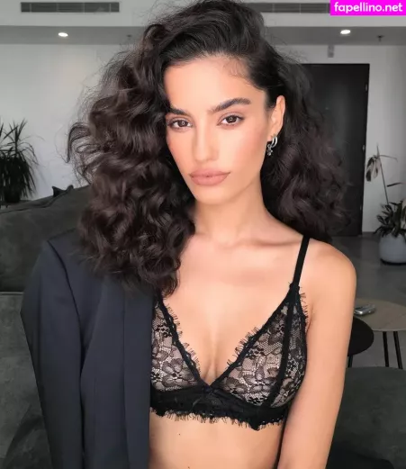 Naomi Eliav OnlyFans Thumbnail #ZmmQVG35mW
