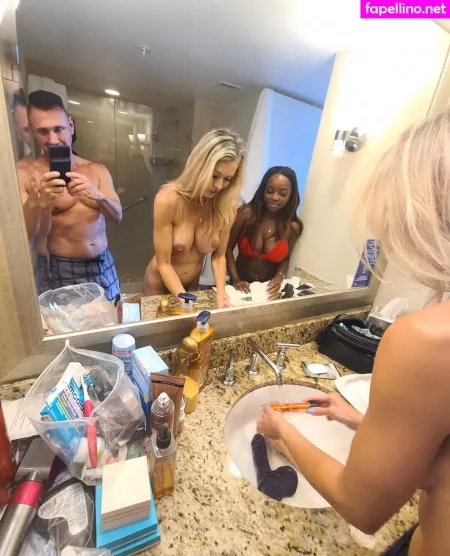 Naomi Foxxx OnlyFans Thumbnail #gP0YgeueVz