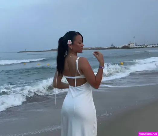 Naomi Khio OnlyFans Thumbnail #r5uLwAAt9X