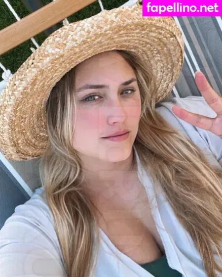 Naomi Kyle OnlyFans Thumbnail #DWIfMJgEsA