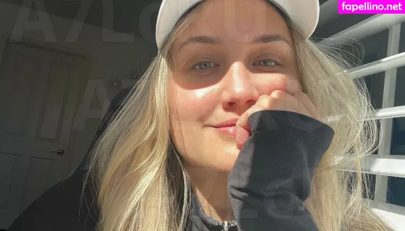 Naomi Kyle OnlyFans Thumbnail #gXb9sTB7kf