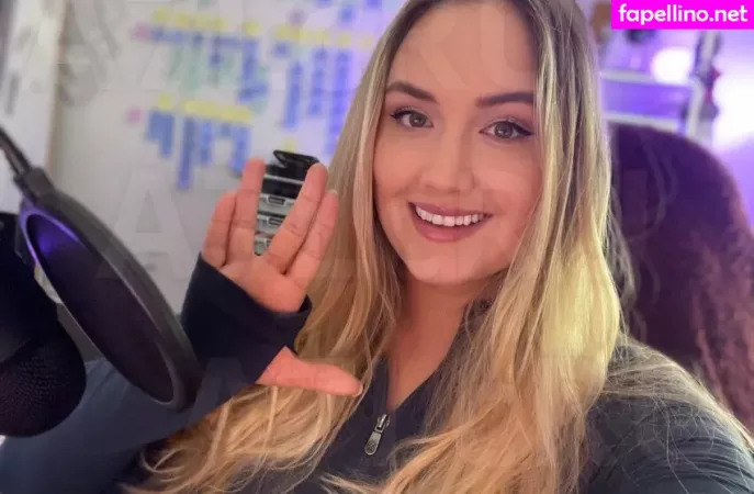 Naomi Kyle OnlyFans Thumbnail #s6XEBfv6LF