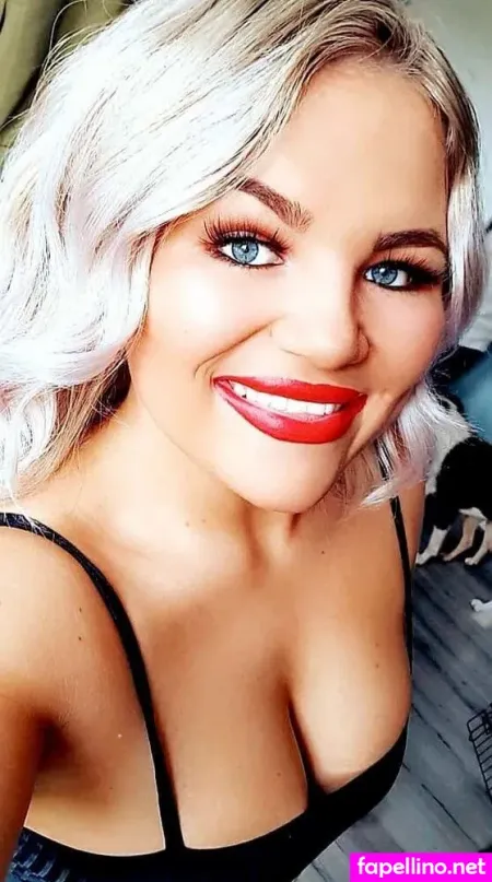 Naomi M OnlyFans Thumbnail #UvztNWlygD