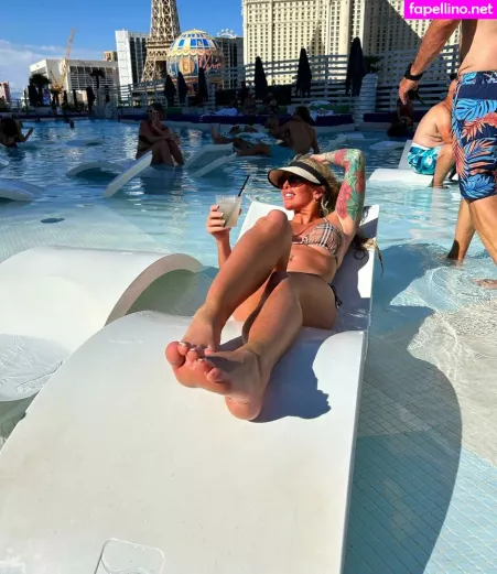 Naomi Mac OnlyFans Thumbnail #Bm4GPfeqMV