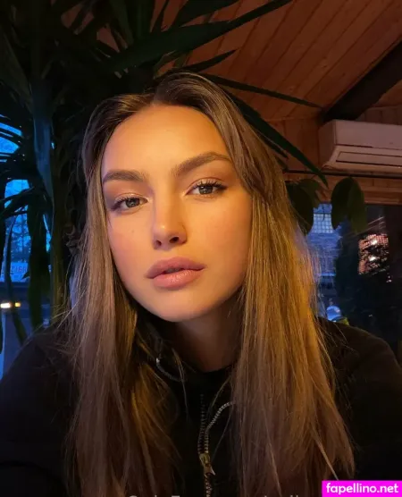 Naomi Reyners Vip OnlyFans Thumbnail #xR7qrw9kDs