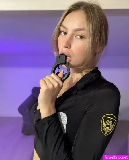 Naomi Reyners OnlyFans Thumbnail #CkMBCRFnBT