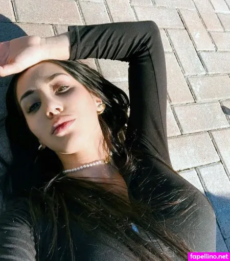 Naomi Ross 5 OnlyFans Thumbnail #U8KHfvPR8x