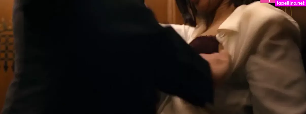 Naomi Scott OnlyFans Thumbnail #KfxBbXbiun