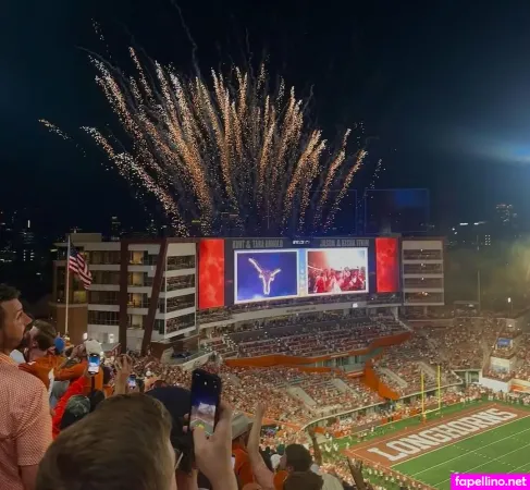 Naomi Vega OnlyFans Thumbnail #EUIlQnGCnr