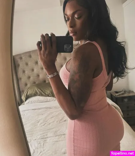 Naomi Whistledown OnlyFans Thumbnail #bIKh9oXsT6