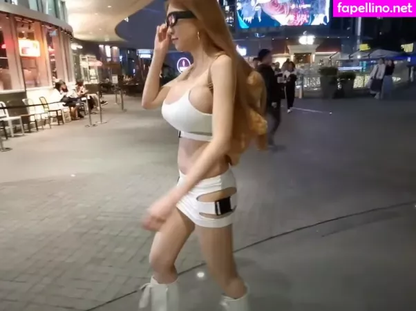 Naomi Wu OnlyFans Thumbnail #0SoYs7C5GW