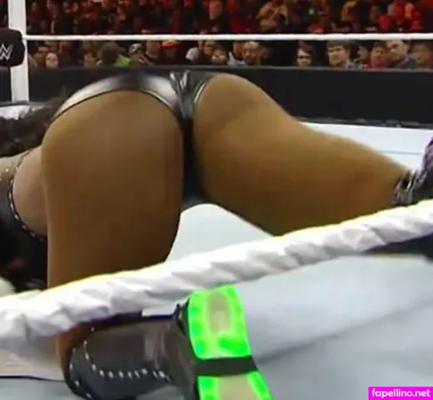 Naomi Wwe OnlyFans Thumbnail #4hBtOIix0C