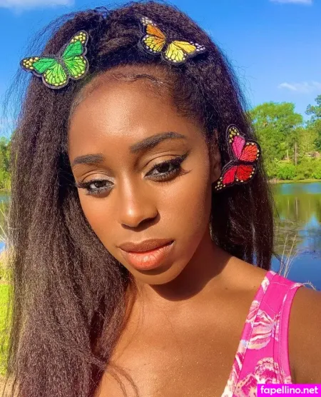 Naomi OnlyFans Thumbnail #6BAVURX7j2