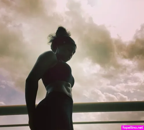 Naomi OnlyFans Thumbnail #6NoiEAYMdL