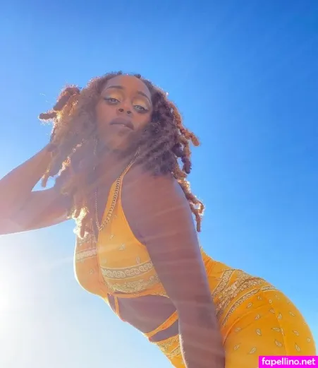 Naomi OnlyFans Thumbnail #TwIV4Aw90U