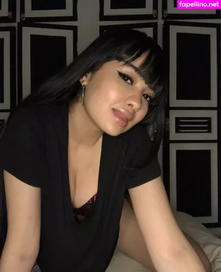 Naomieve OnlyFans Thumbnail #kgdRGzjJXc