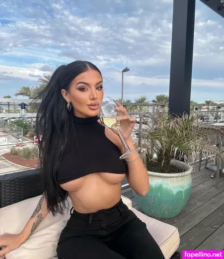 Naomifoxxx OnlyFans Thumbnail #SCystR0HzG