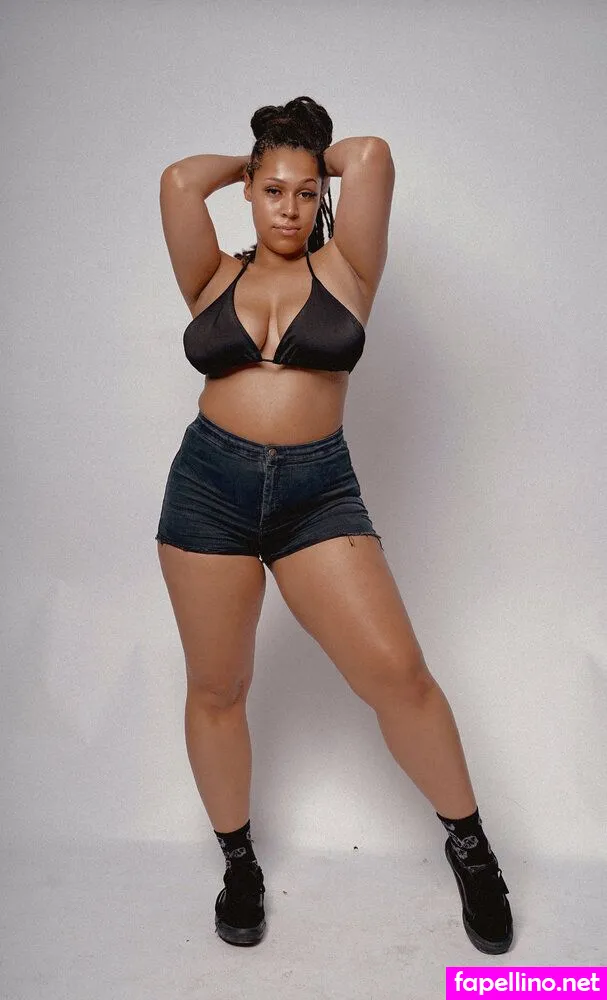 _naomimt, yourfavbaddie1, yourfavebaddie1 Nude Leaked OnlyFans Photo #bWjSg6M9oy