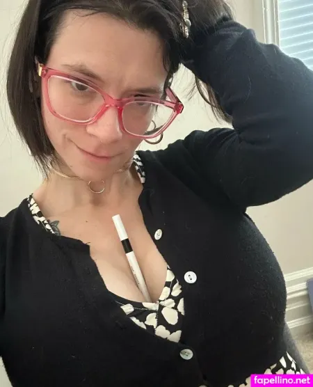 Naomireah OnlyFans Thumbnail #1mdz4fSAnn