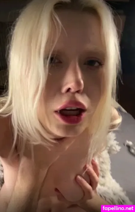 Naomiwoods Official Main Profile Photo