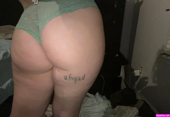 Napolitanzoey OnlyFans Thumbnail #1C3HM3NdXj