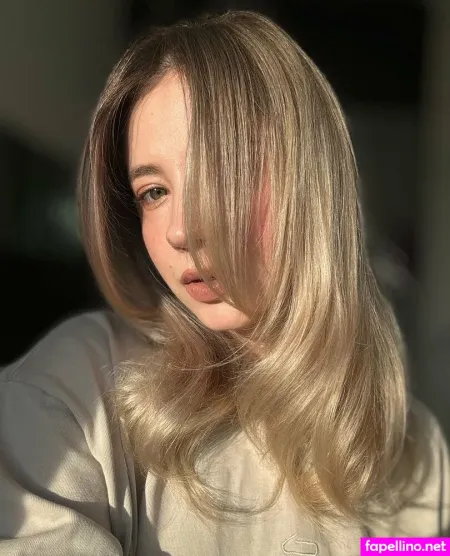 Nastia Blond Main Profile Photo