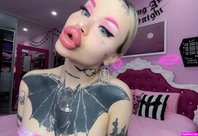 Nasty Bimbo 1 OnlyFans Thumbnail #5bw0n15NRk