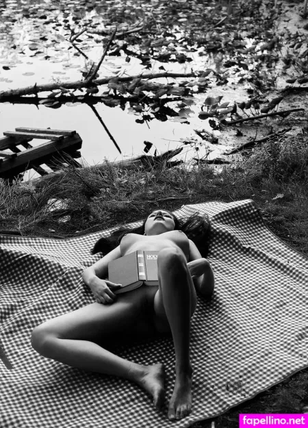 Nastya Rosse OnlyFans Thumbnail #SqfDiXv3uJ