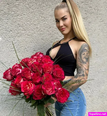 Natali Oullet OnlyFans Thumbnail #3UE5eBFJpV