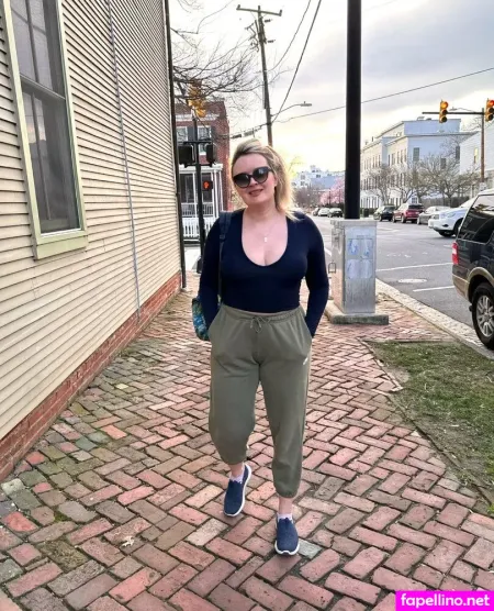 Natalia Antonova OnlyFans Thumbnail #SQPyoYidC7
