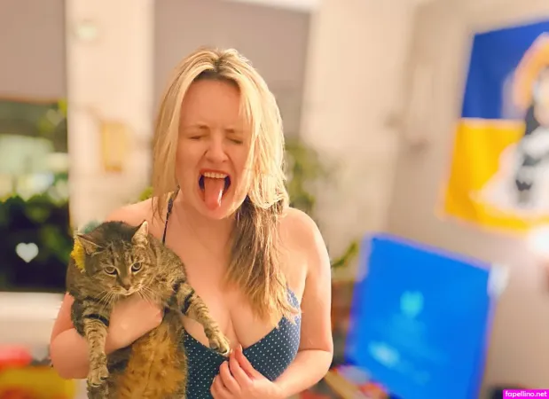 Natalia Antonova OnlyFans Thumbnail #UTJSc9QYkE
