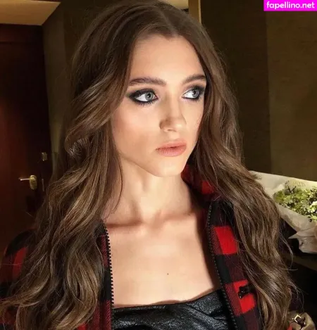 Natalia Dyer OnlyFans Thumbnail #tLlylynwxR