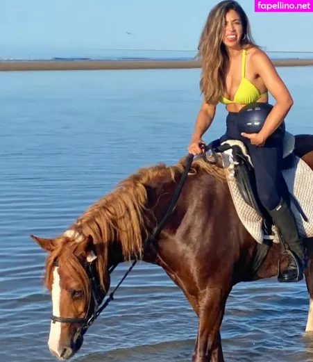 Natalia Jorquera OnlyFans Thumbnail #4UxIem3EYd